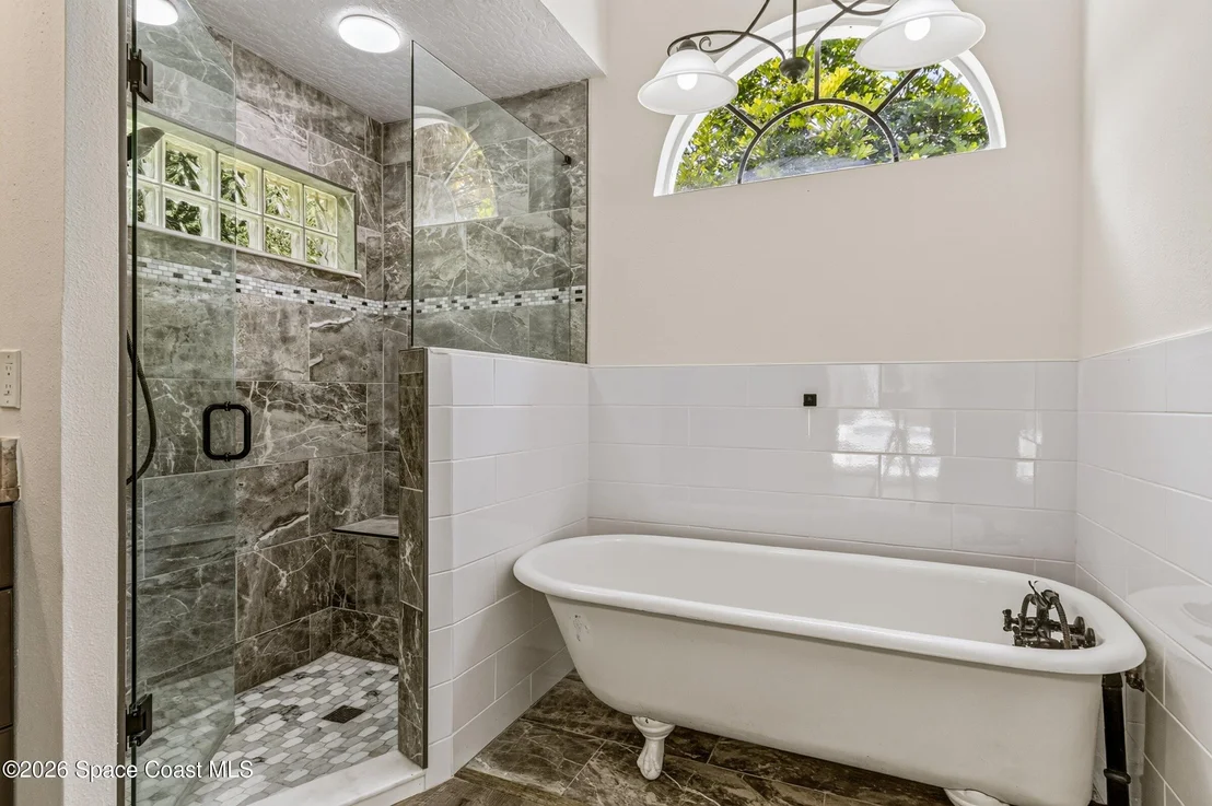 Photo of 1638 Rustic Way