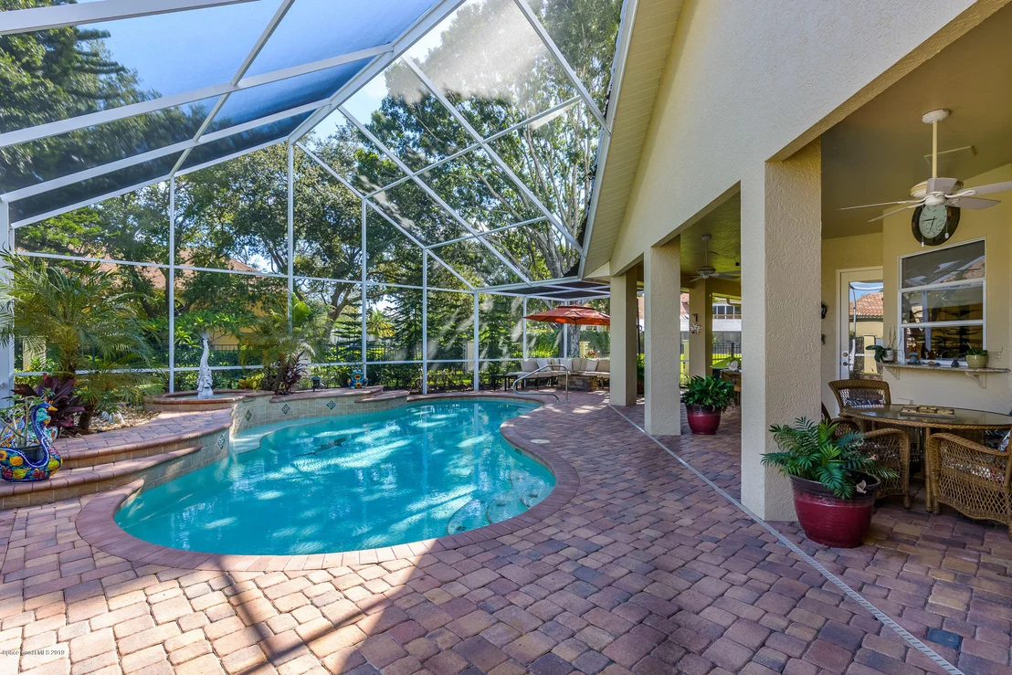 Photo of 789 Oak Park Drive