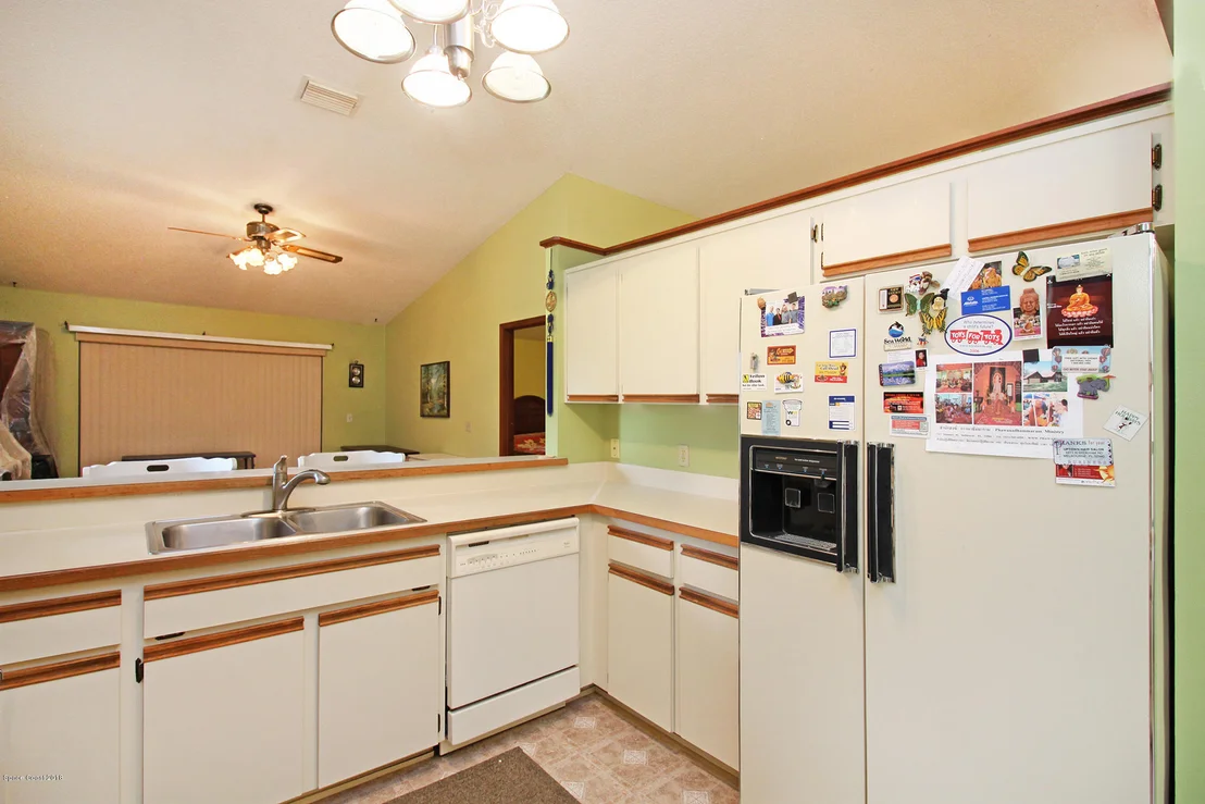 Photo of 1679 Clover Circle
