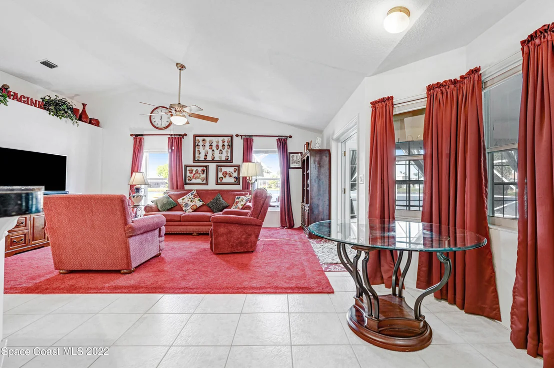 Photo of 2027 Thesy Drive