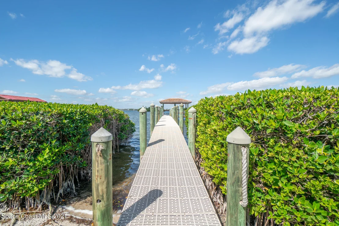 Photo of 442 Lanternback Island Drive