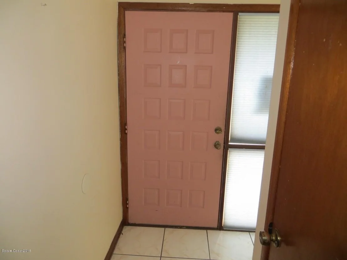Photo of 1040 Sycamore Drive
