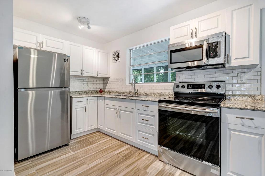 Photo of 1211 Westview Drive