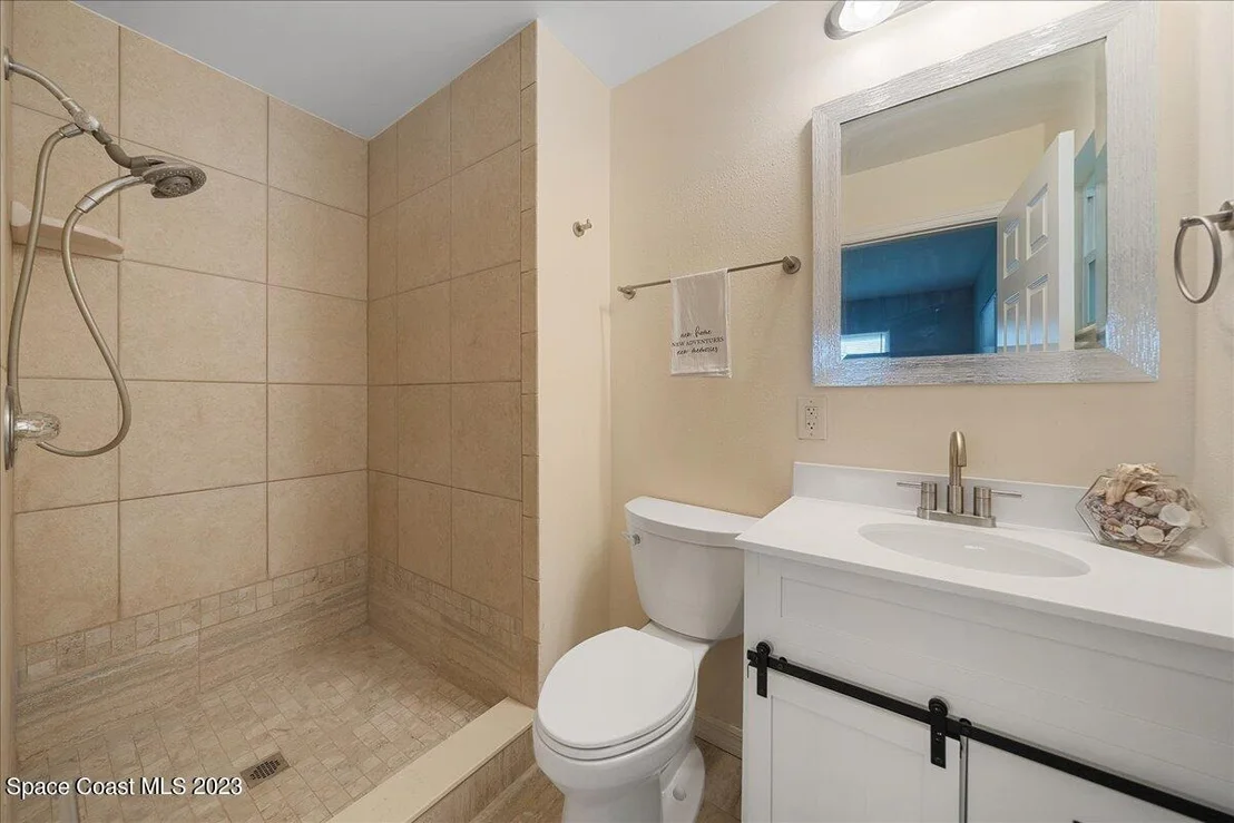 Photo of 2559 Floridiane Drive