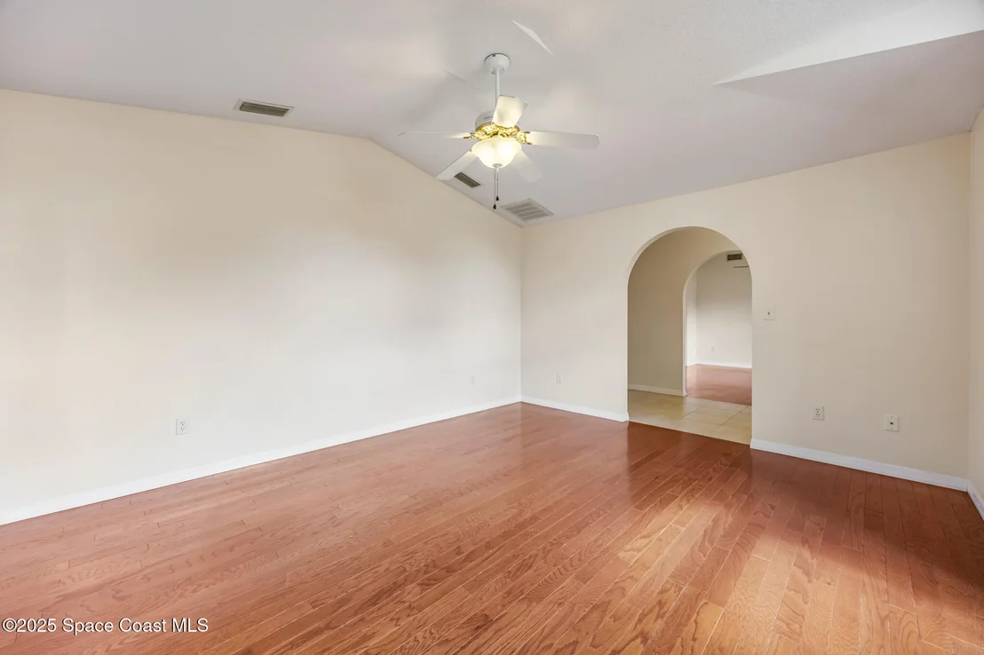 Photo of 2500 Fairfield Drive