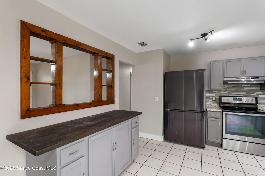 Photo of 1125 Galty Circle NE