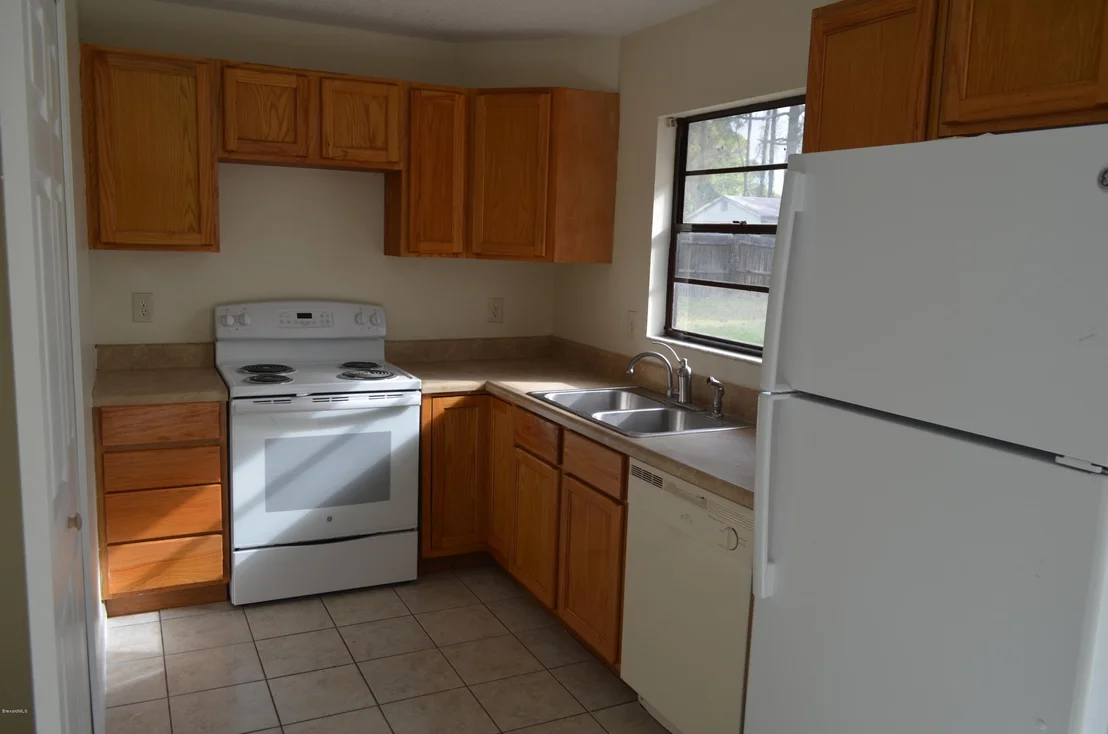 Photo of 6585 Dock Avenue