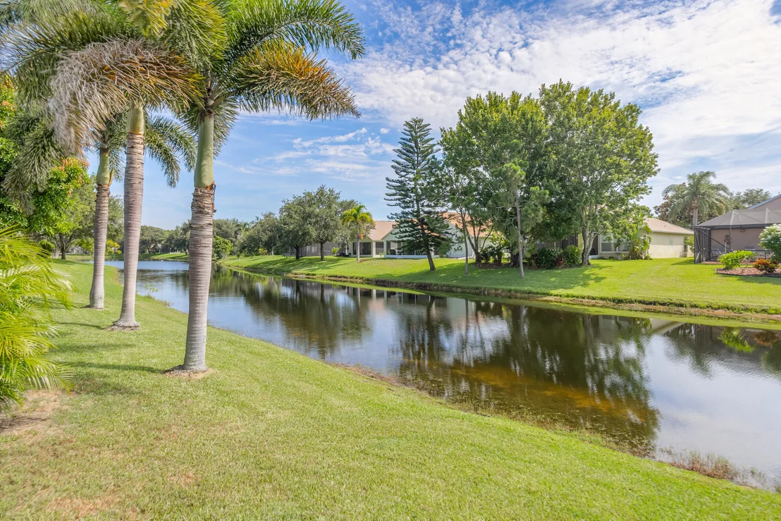 Photo of 970 Shaw Circle