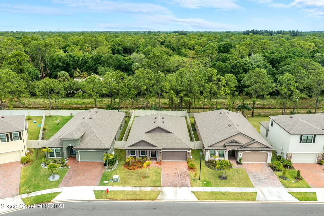 Photo of 4357 Broomsedge Circle