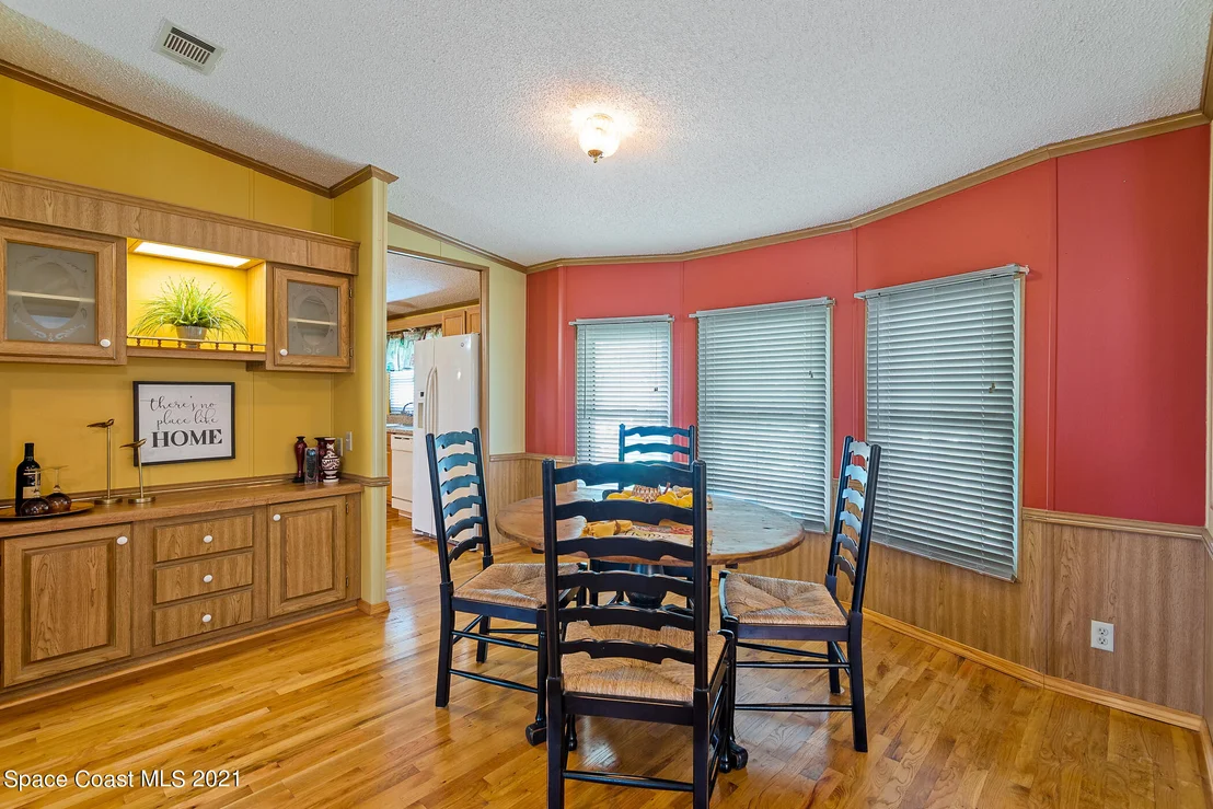 Photo of 549 Nicklaus Circle