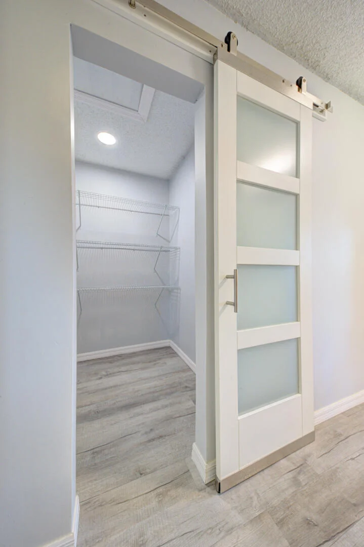 Photo of 5356 Jamaica Road