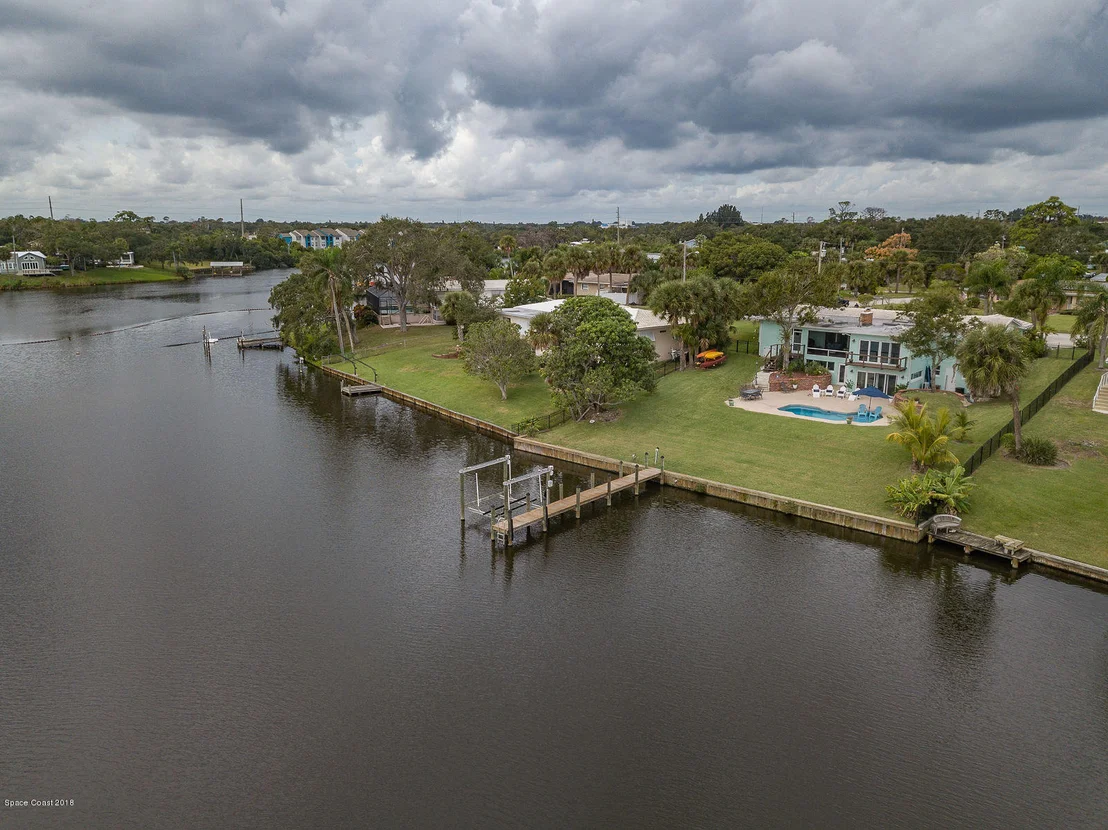 Photo of 1131 Rivermont Drive