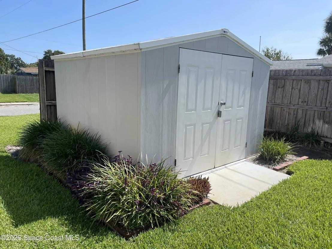 Photo of 629 Ebony Street