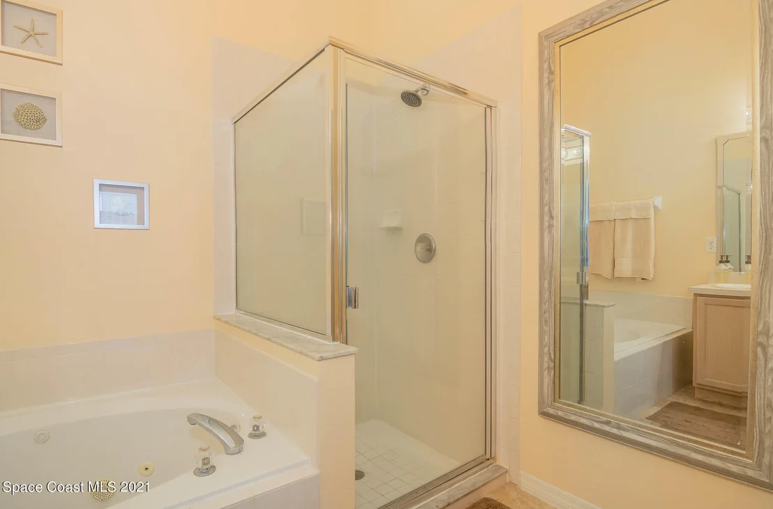 Photo of 892 Shaw Circle