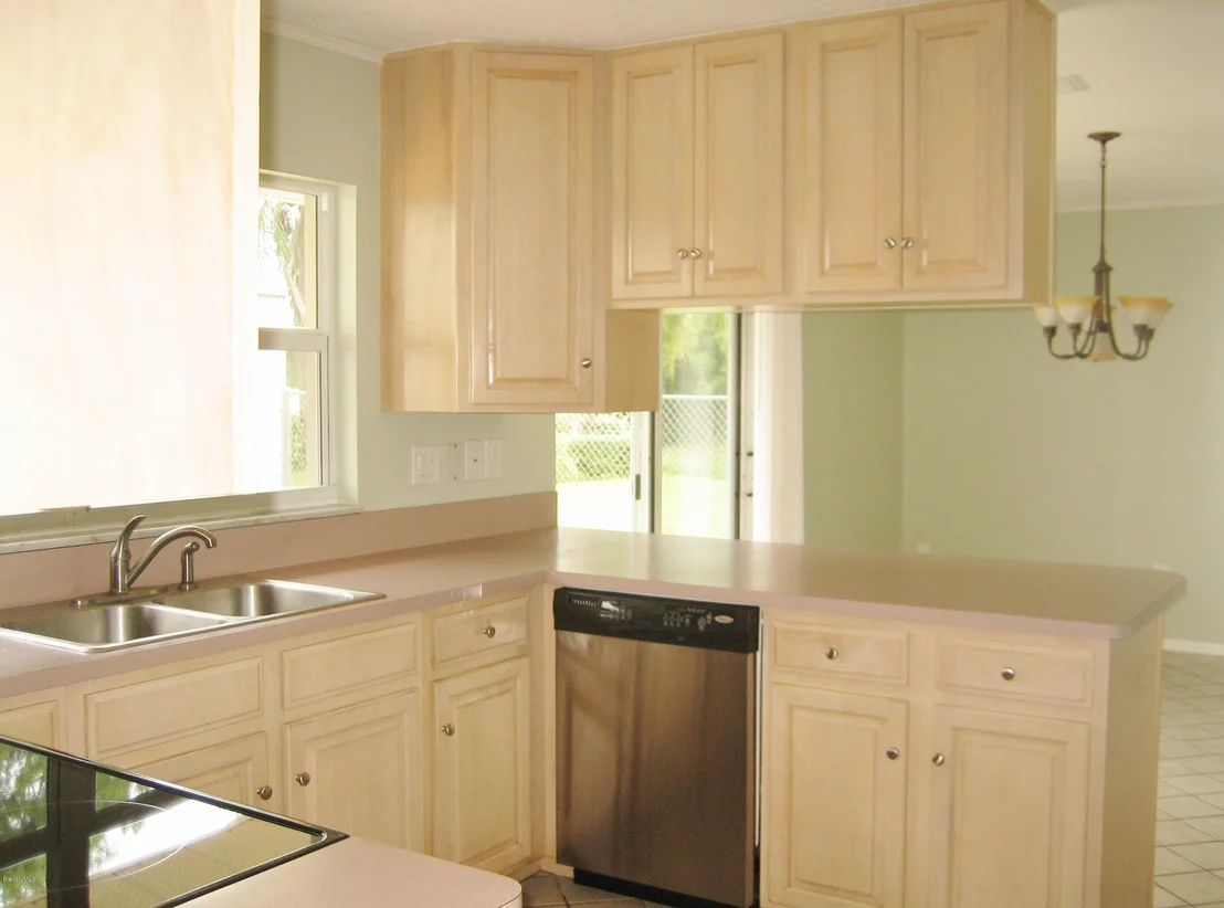 Photo of 2939 NE Sailfish Street