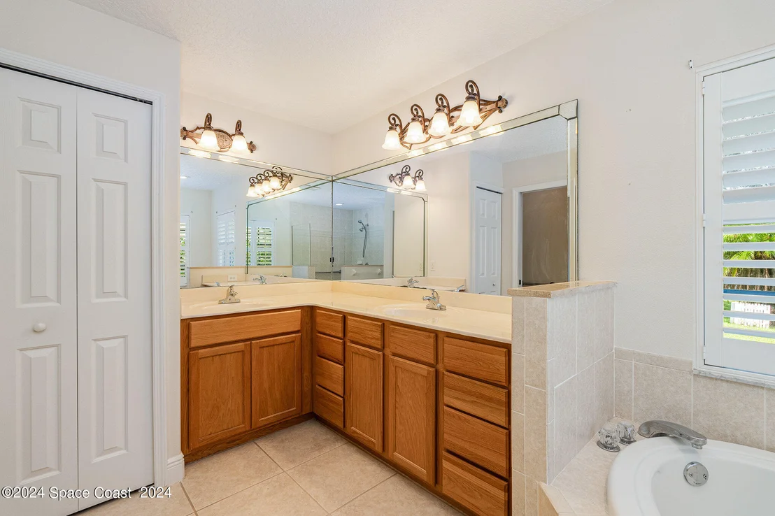 Photo of 4333 Davidia Drive
