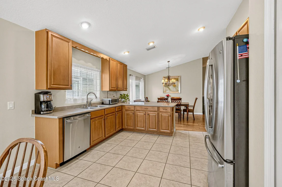 Photo of 7127 Broderick Drive