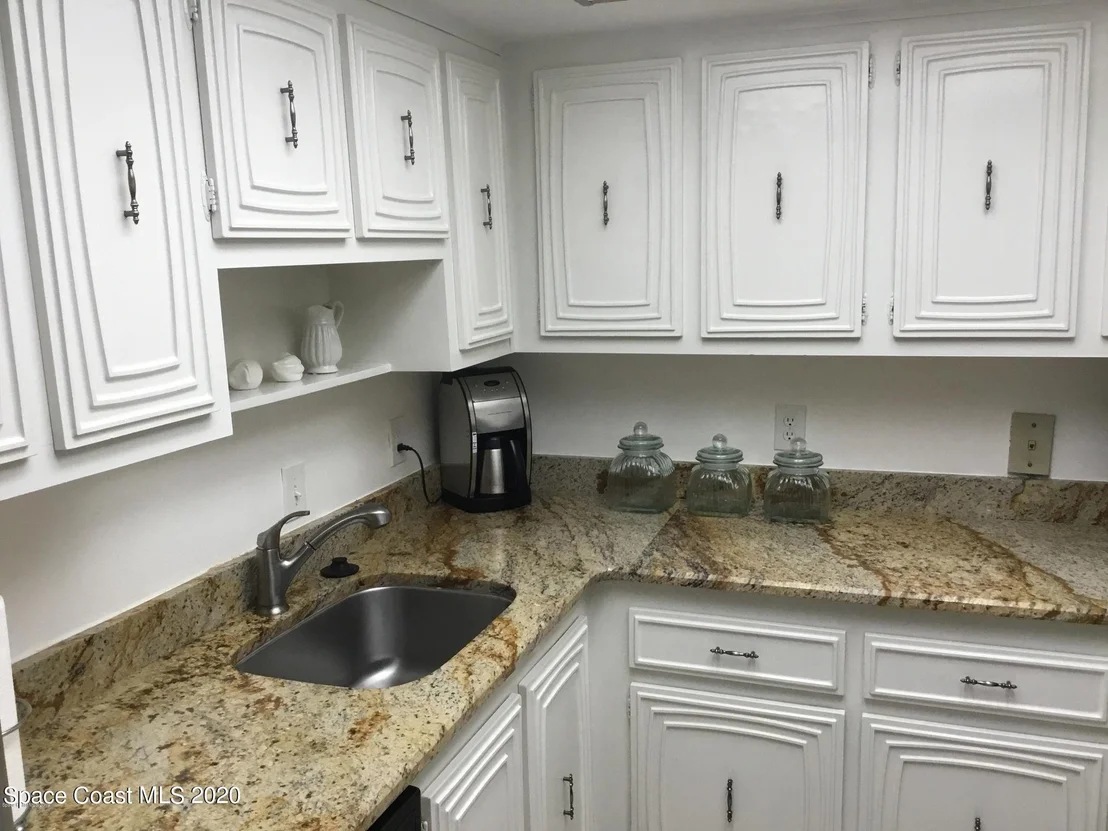 Photo of Unit 708 at 877 N Highway A1a