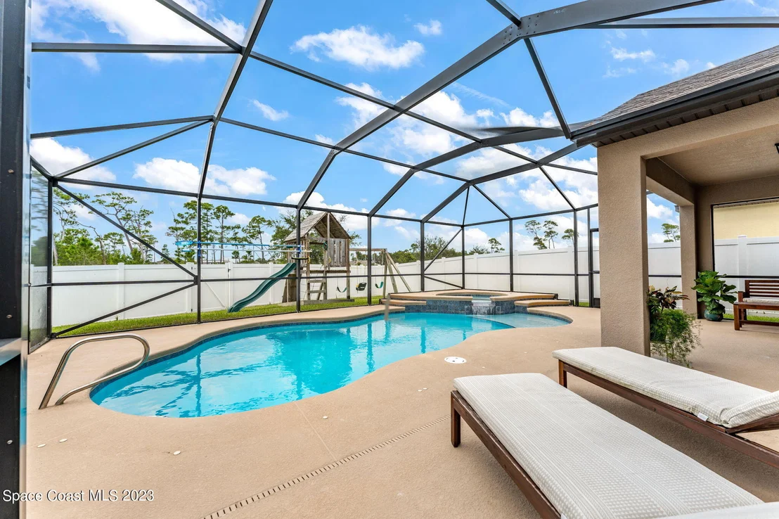 Photo of 912 Peta Way