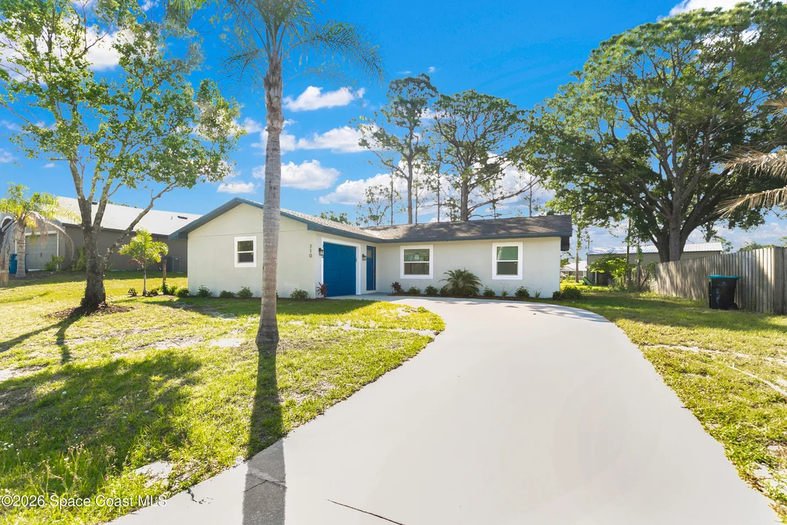 Photo of 710 Airoso Road SE