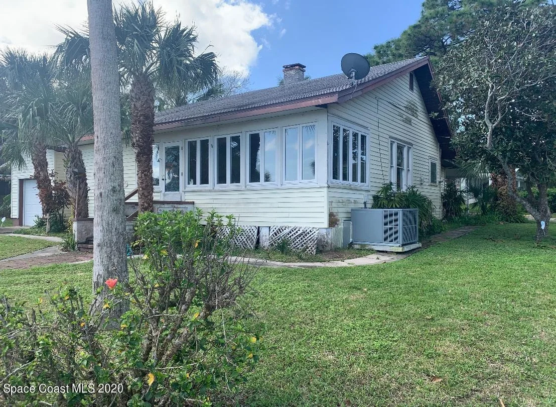 Photo of 521 Indian River Drive