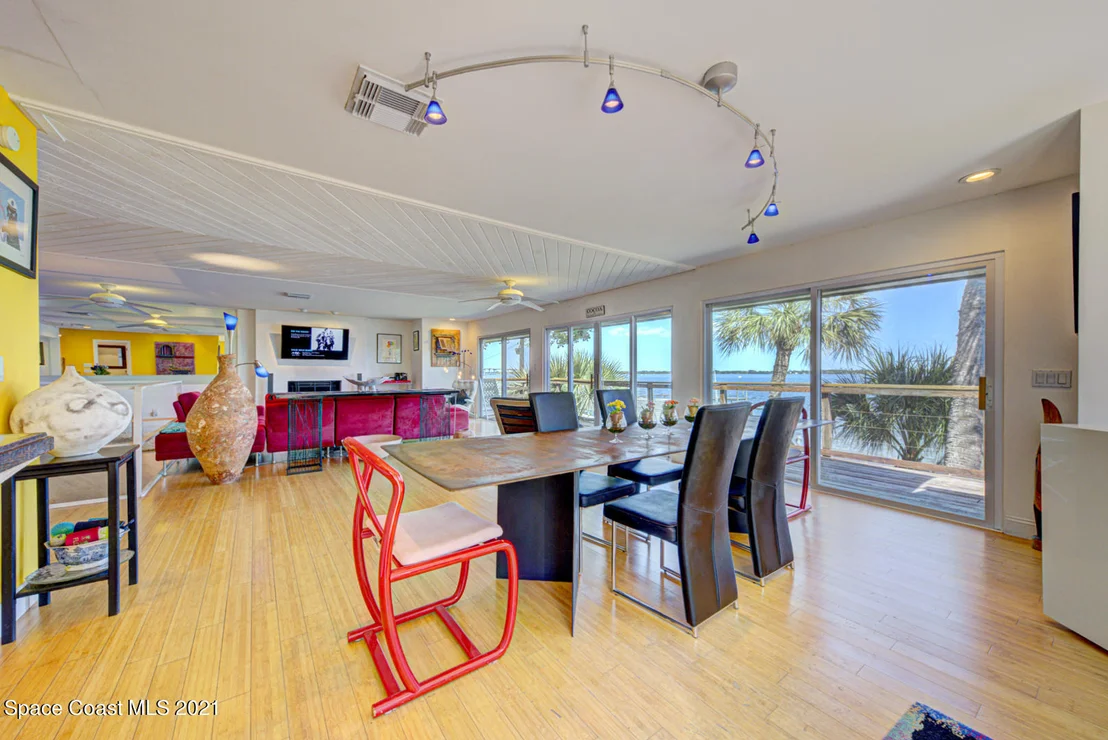 Photo of 2006 N Indian River Drive