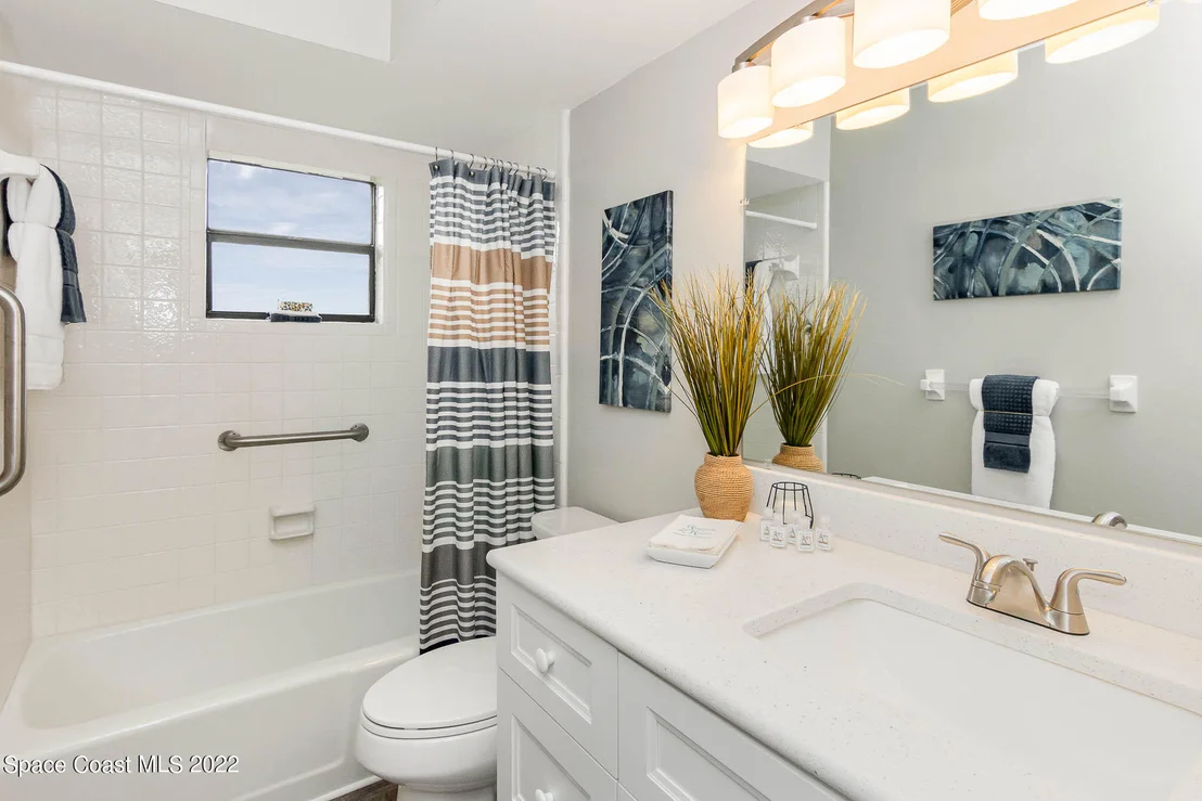 Photo of 375 Rio Lane