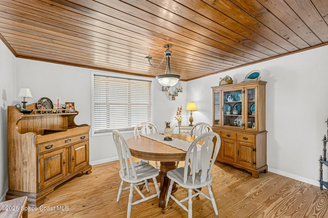 Photo of 2165 Feast Road