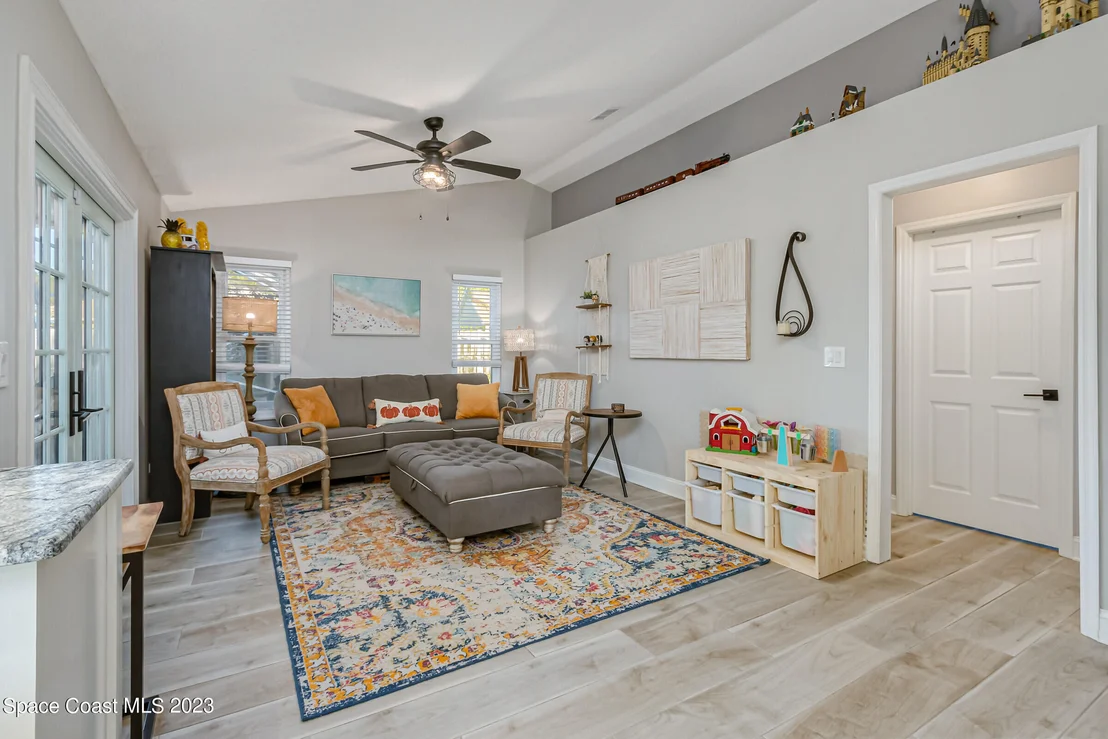 Photo of 3336 Lake View Circle