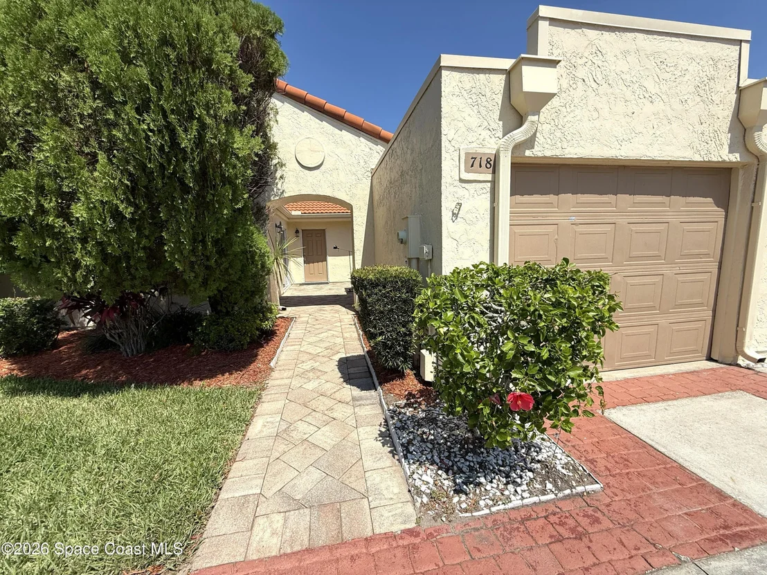 Photo of 718 Pine Island Drive