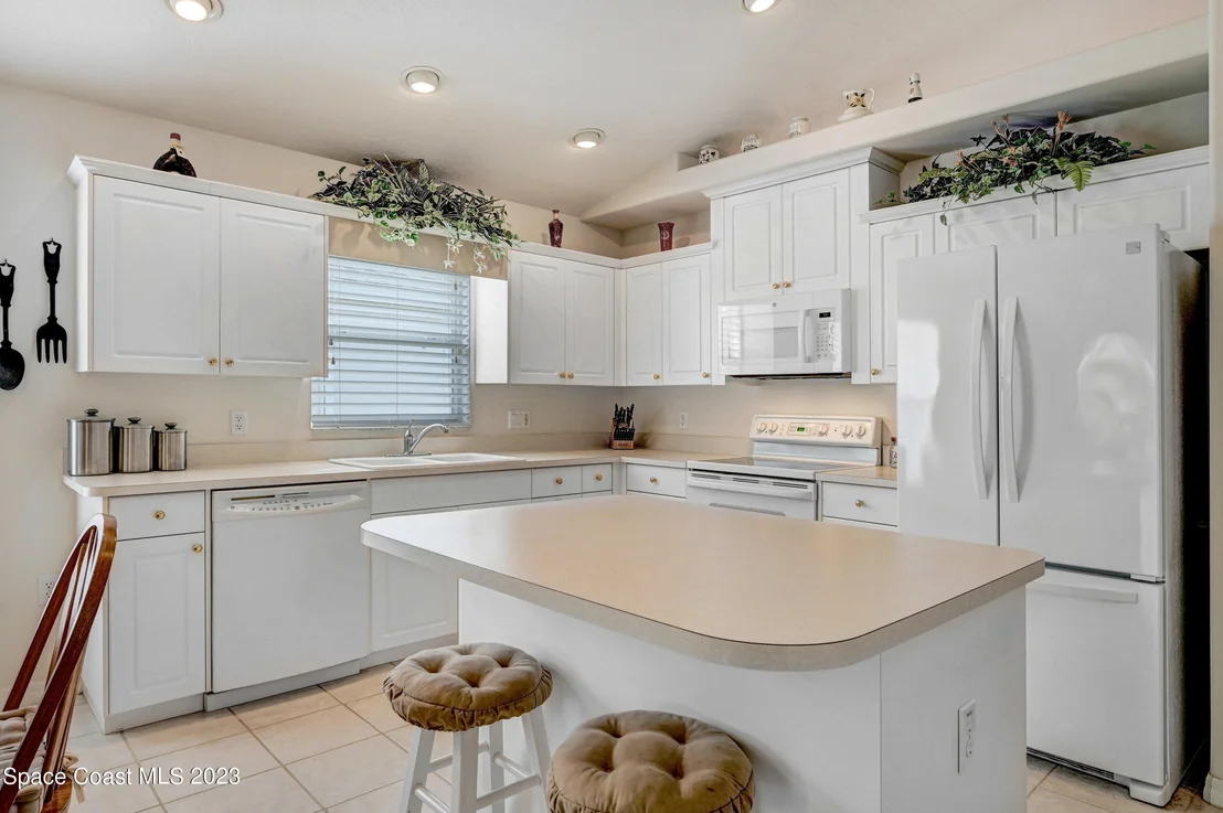 Photo of 1592 Keys Gate Drive