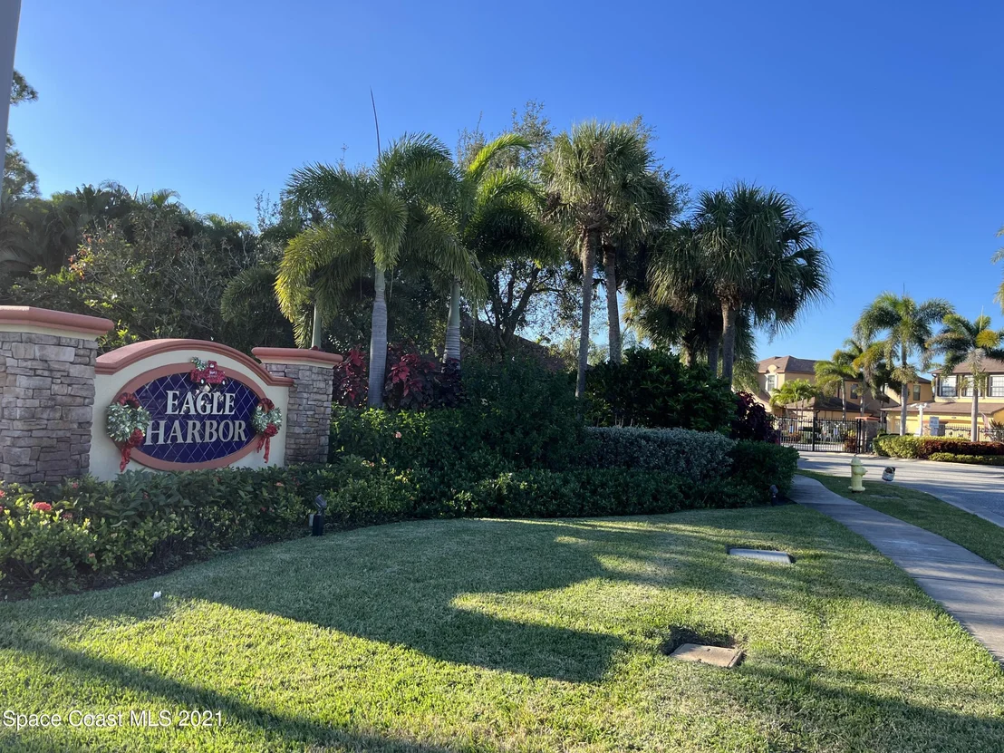 Photo of 1150 Talon Way