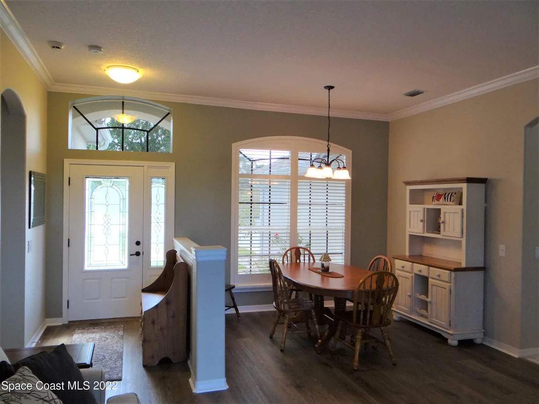 Photo of 3100 Huntleigh Way