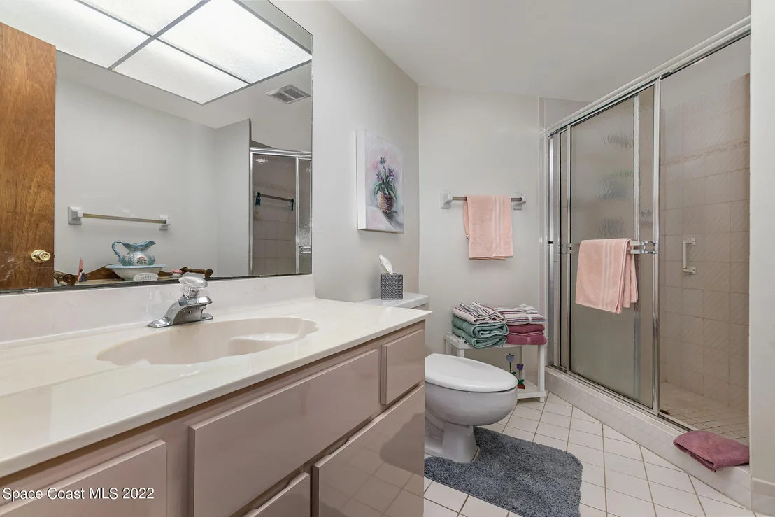 Photo of 4050 Burkholm Road