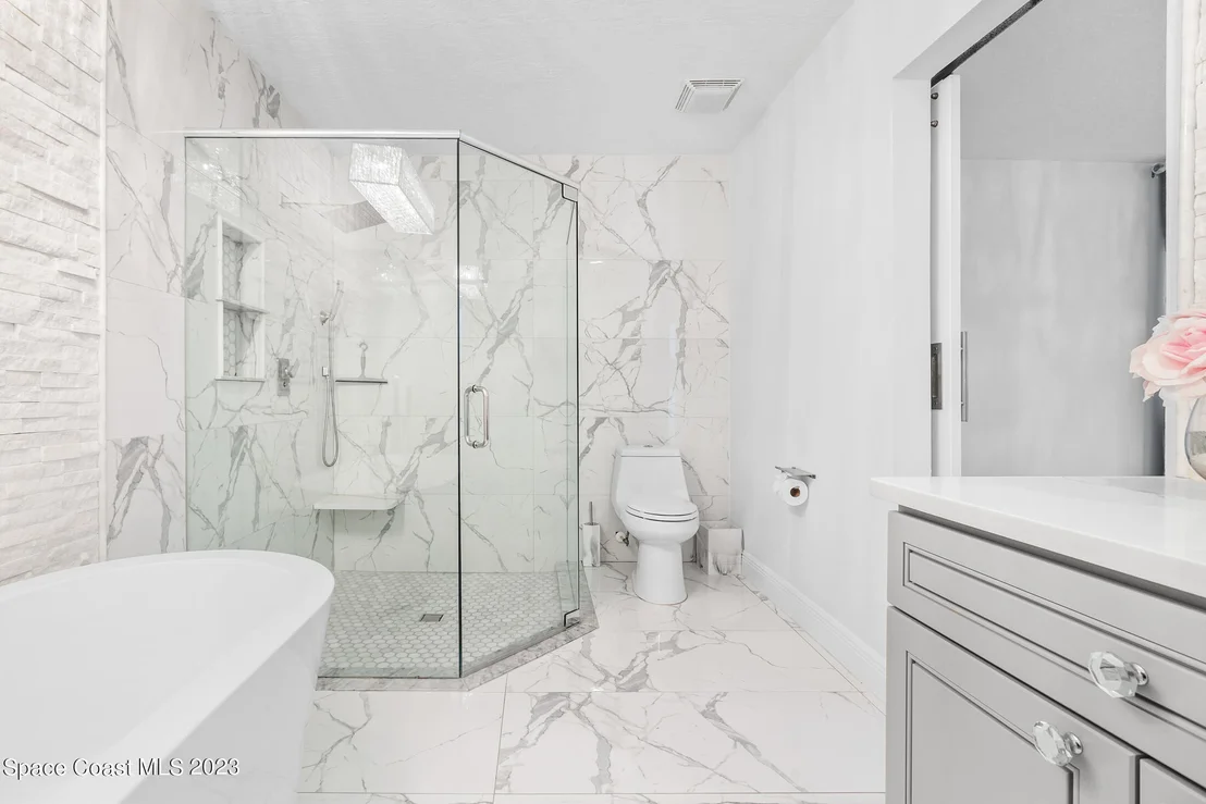 Photo of 3448 Jupiter Boulevard SE