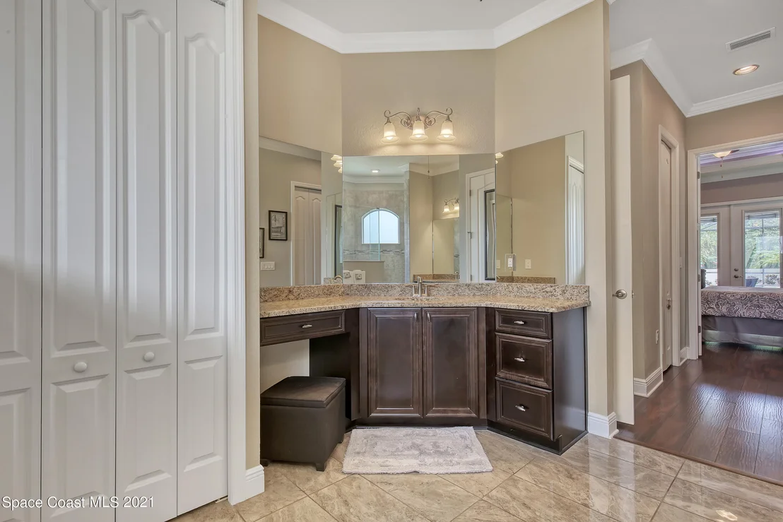 Photo of 4115 Anlow Road