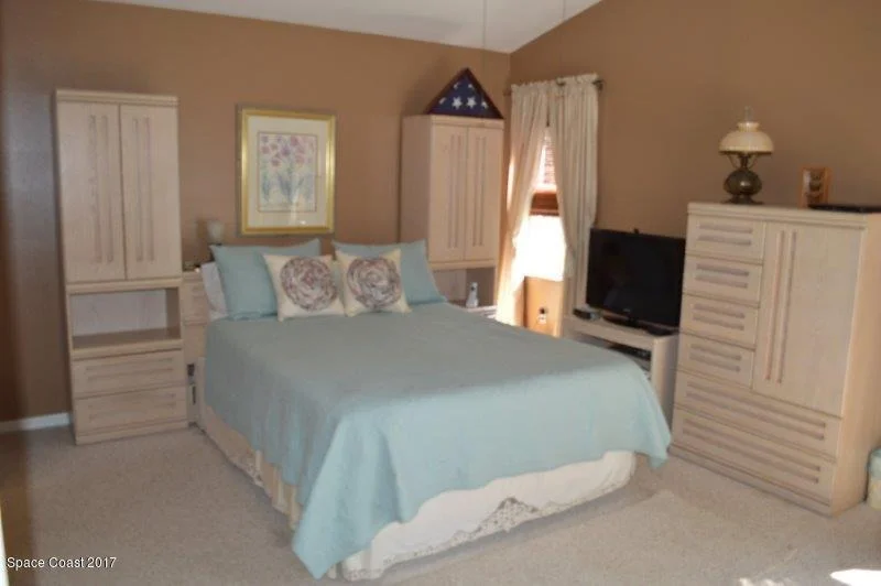 Photo of 831 Potomac Drive