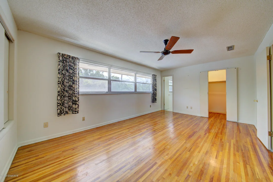 Photo of 381 Chester Drive