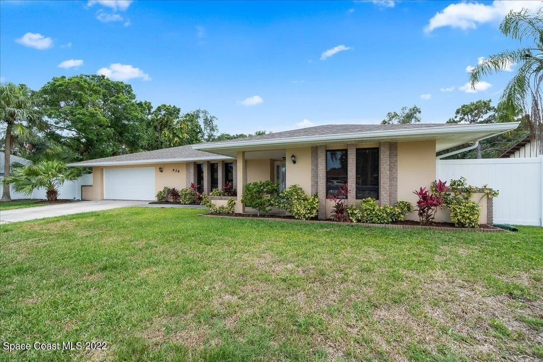Photo of 926 Waialae Circle NE