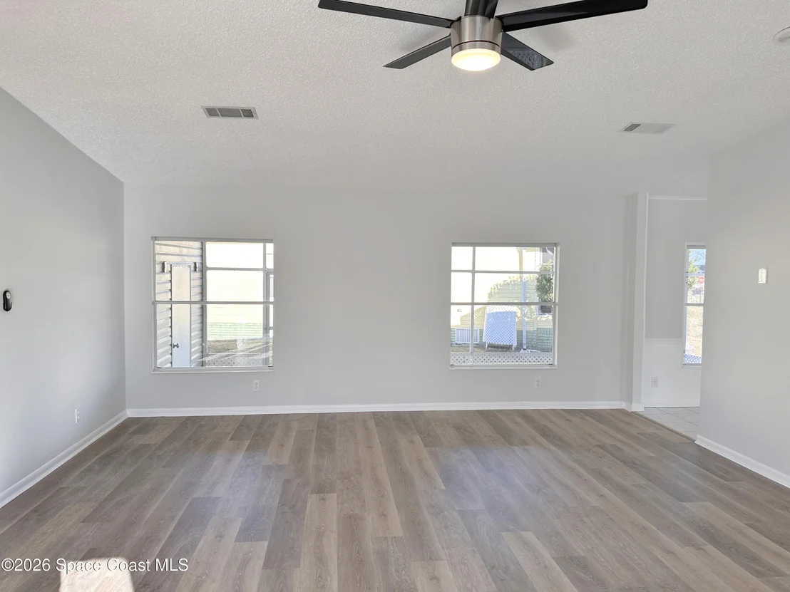 Photo of 606 Dolphin Circle