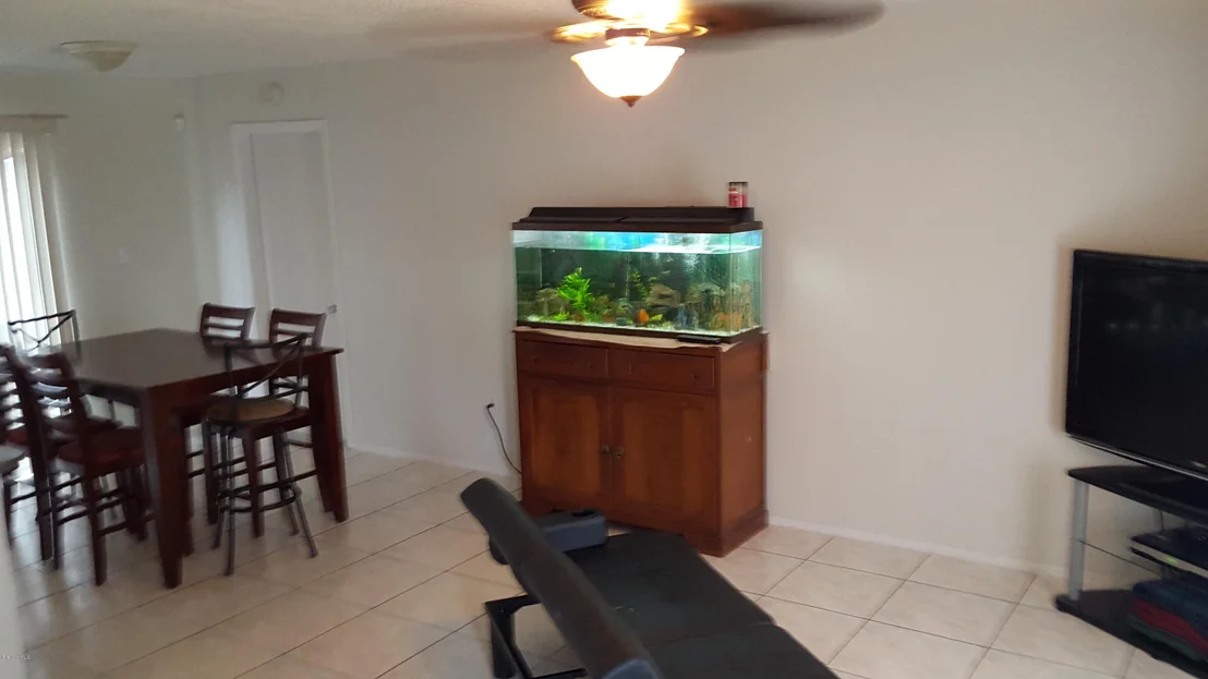 Photo of 5445 Jamaica Road