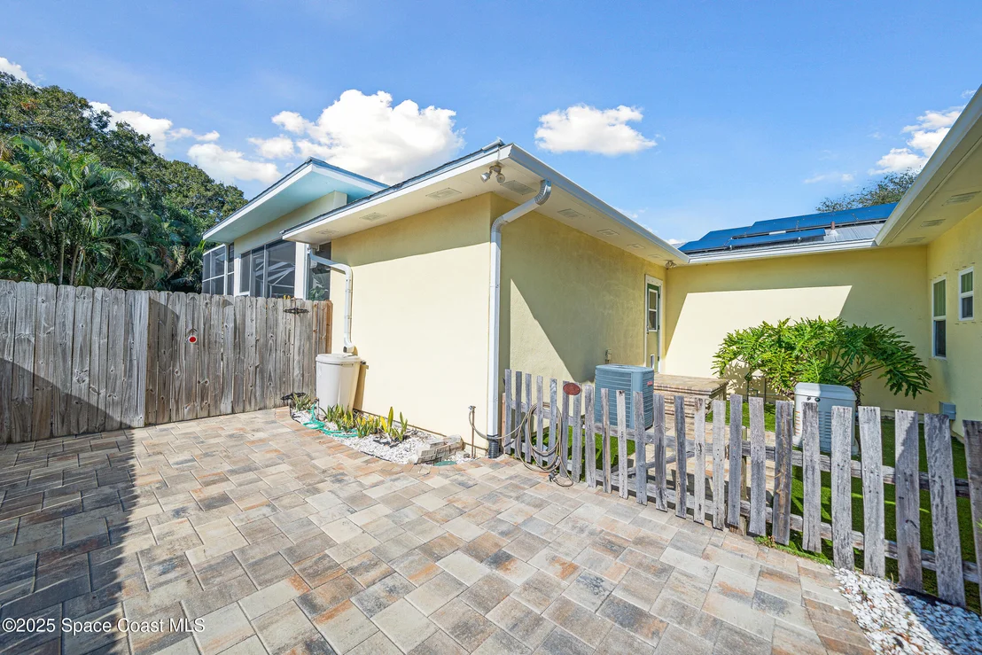 Photo of 1887 Rockledge Drive