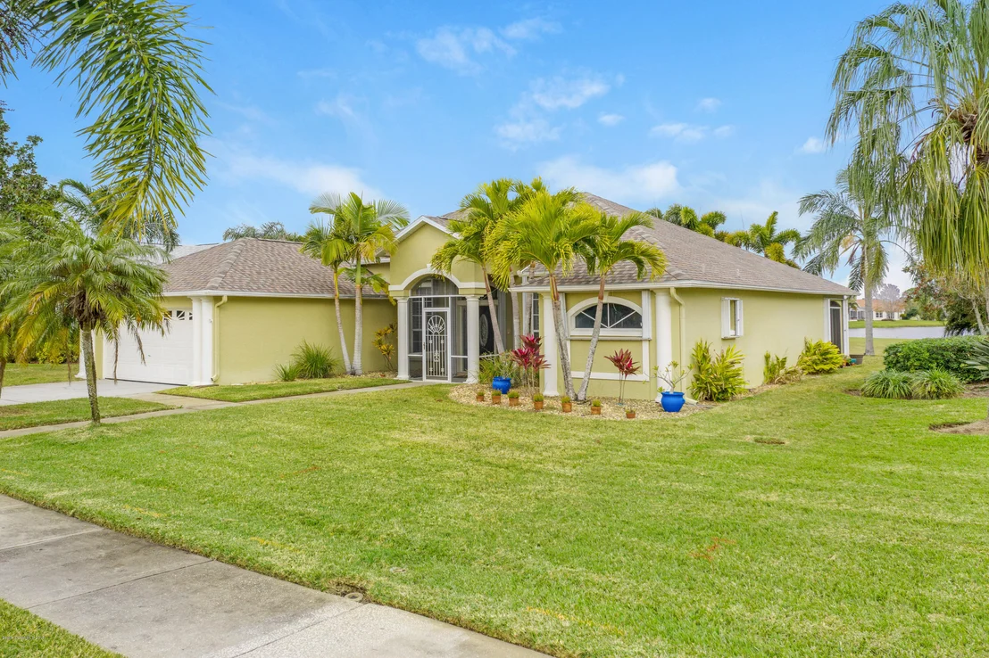 Photo of 2543 Canterbury Circle