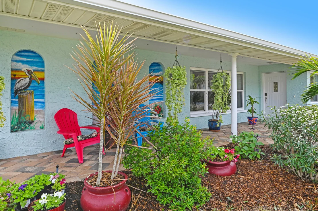 Photo of 205 Rose Drive