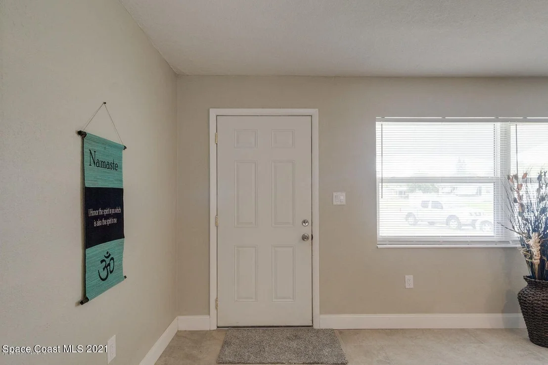 Photo of 2746 Lorna Circle