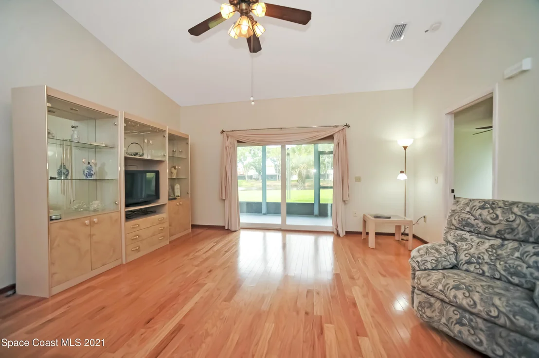 Photo of 1691 Clover Circle