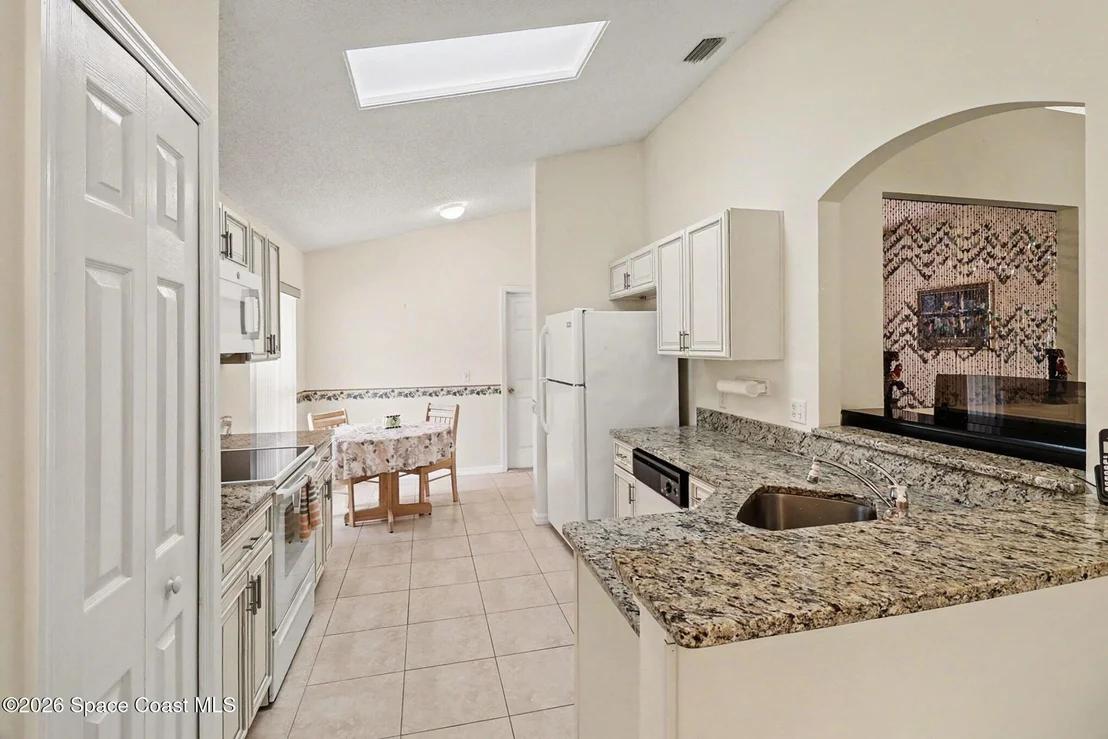 Photo of 2358 Hidden Pine Lane NE