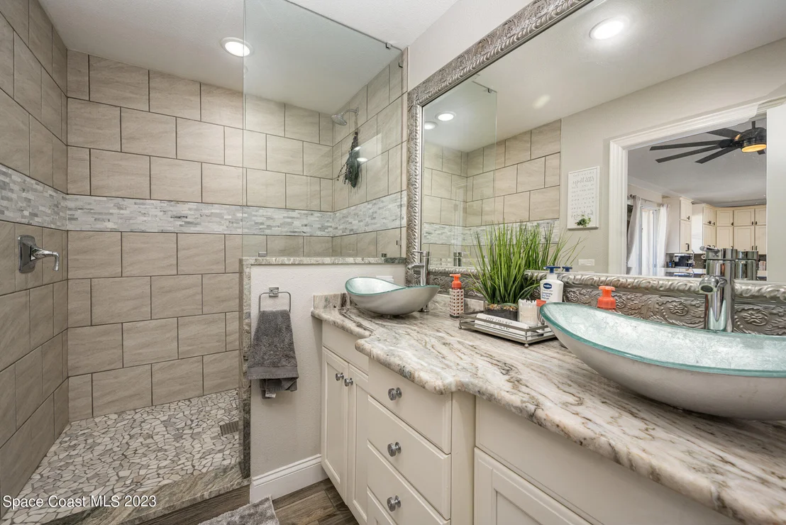 Photo of 5156 Mansford Place