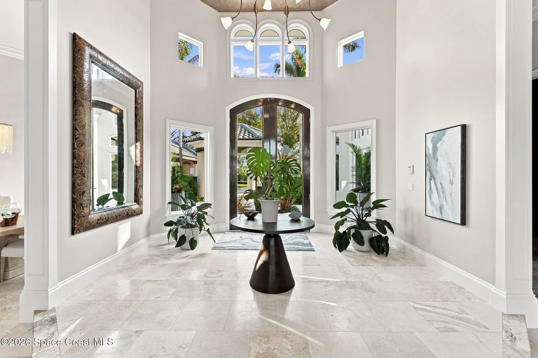 Photo of 200 Riverside Drive