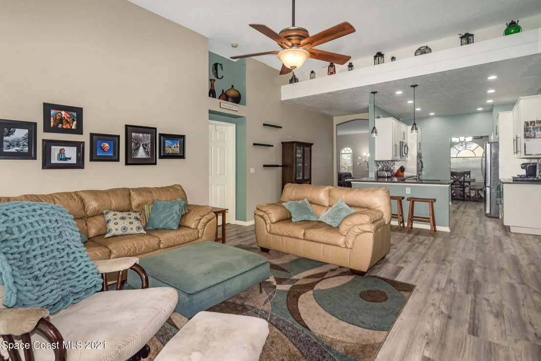 Photo of 1630 Rustic Way